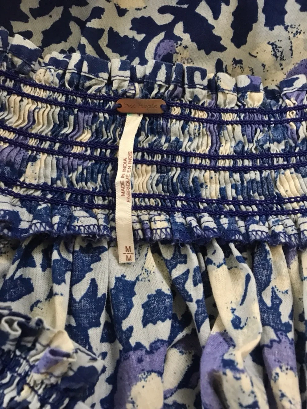 Free Peo­ple Blue & Grey Floral Blouse Relaxed Flowy